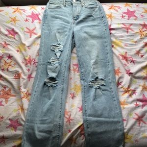 Almost famous, mom jean, light wash ripped jeans